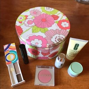 Clinique Makeup - Clinique tin with Clinique products NEW Clinique Makeup - Clinique tin with Clinique products NEW